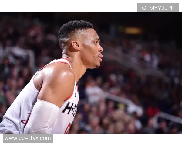 梅里尔表现出色三分球命中率高达六成贡献19分4篮板正负值显著提升